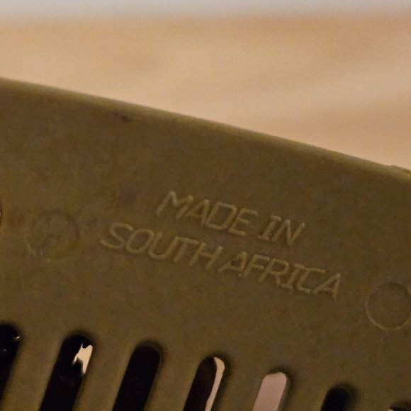 Sqaure Resin & Wooden Beaded Banana Clip Hair Accessory Made in South Africa - Picture 4 of 4